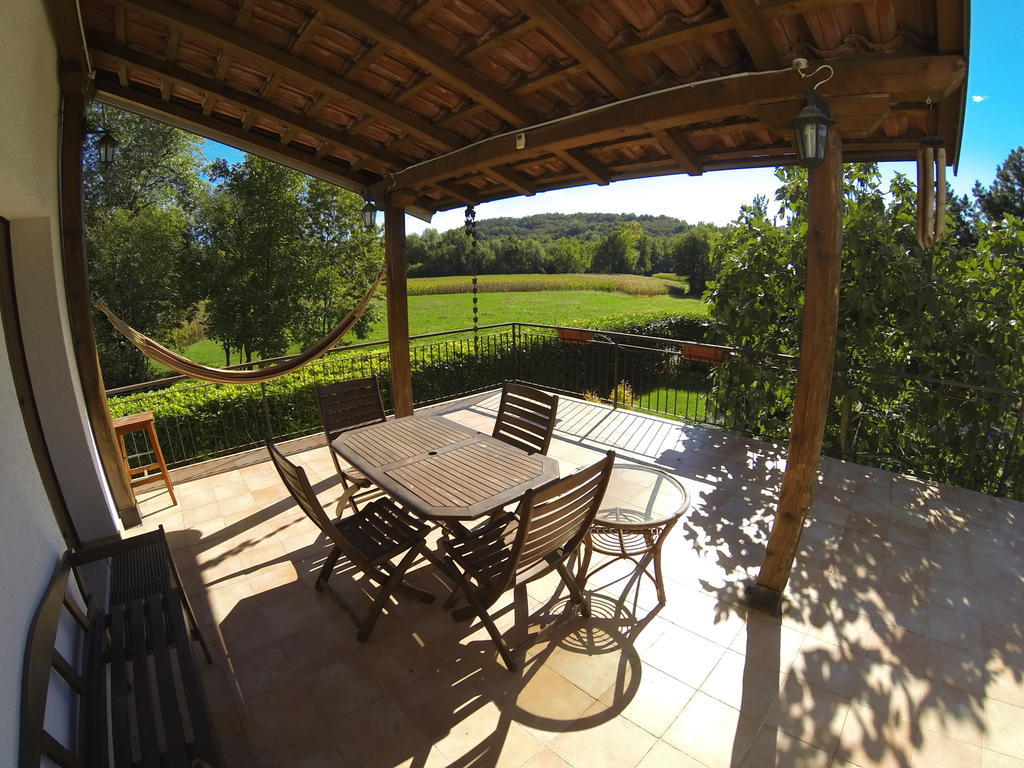 Al Campo Di Sotto Bed & Breakfast Buia Екстер'єр фото