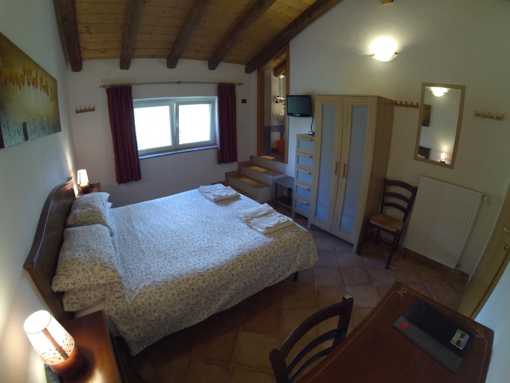 Al Campo Di Sotto Bed & Breakfast Buia Номер фото