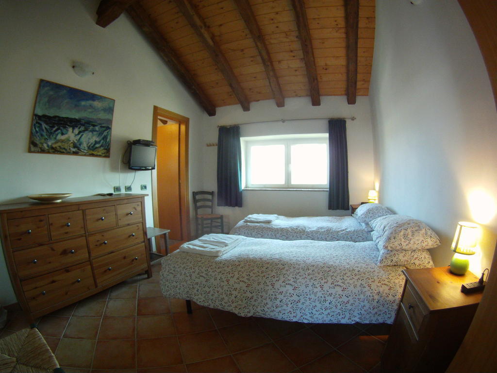 Al Campo Di Sotto Bed & Breakfast Buia Екстер'єр фото